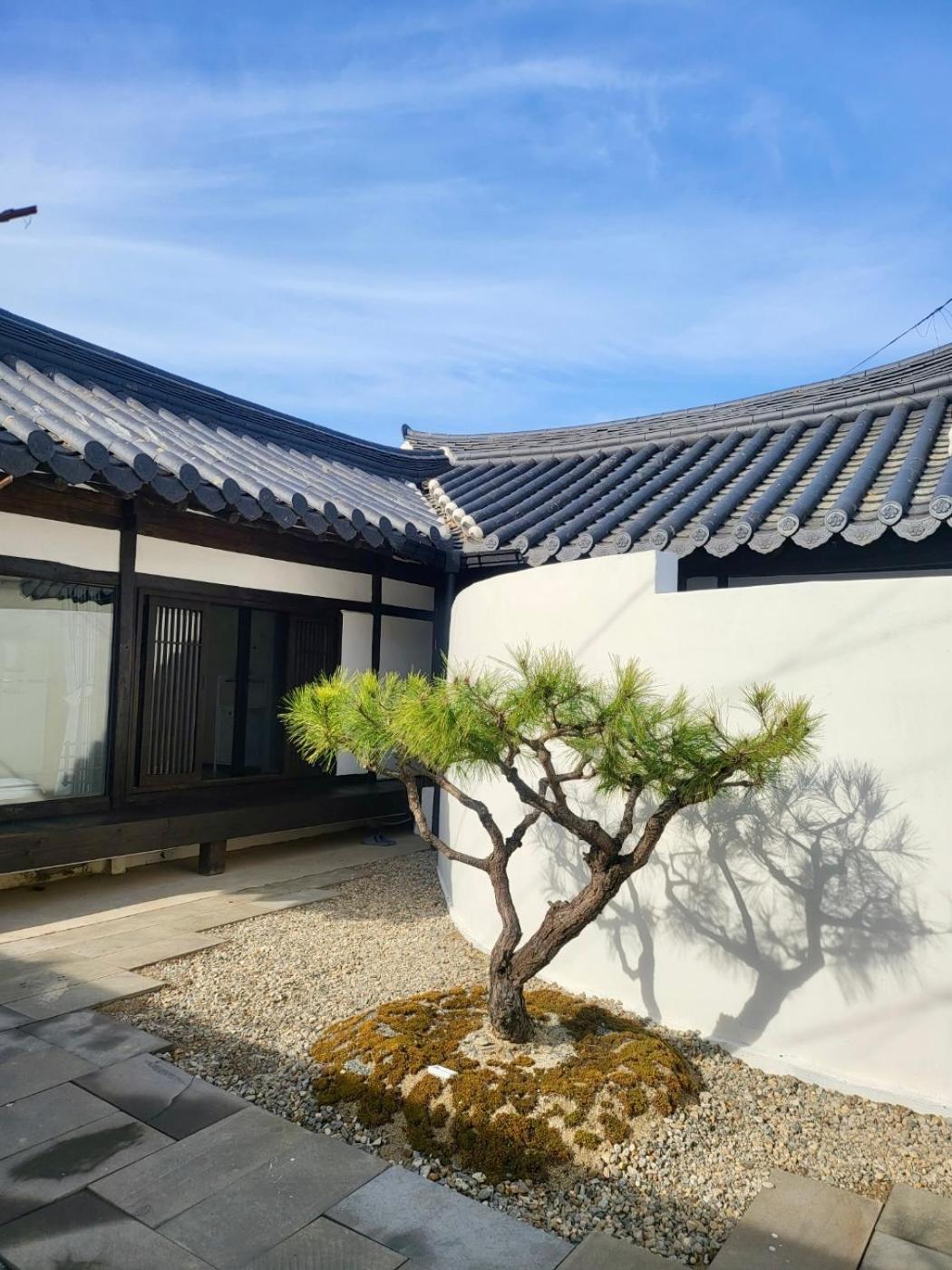 Hanok Dasi Bom 101 Gyeongju Exterior photo